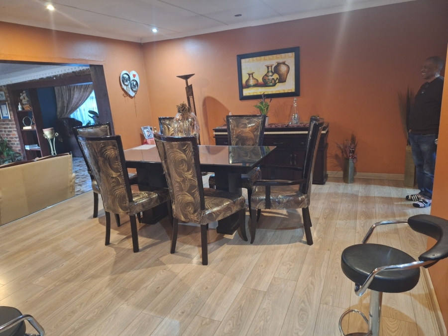 3 Bedroom Property for Sale in Mohadin North West